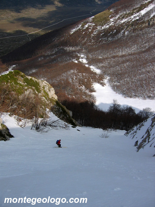 Canalino di entrata al vallone della Tavola